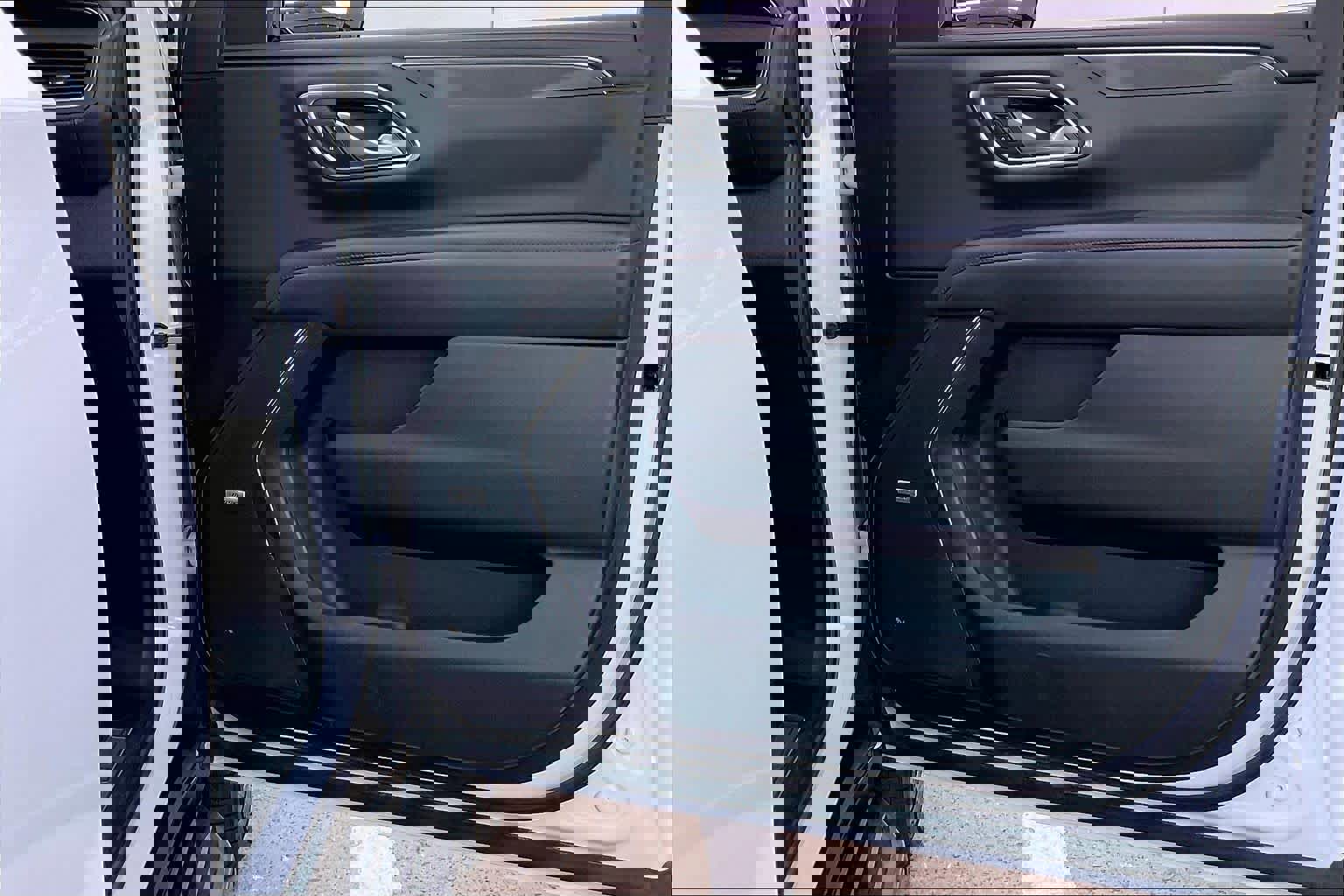 Certified 2022 Chevrolet Tahoe RST w/ Luxury Package image 23