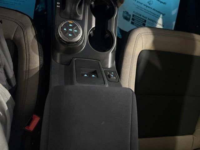 Used 2023 Ford Bronco Big Bend w/ Sasquatch Package AWD/4WD image 20