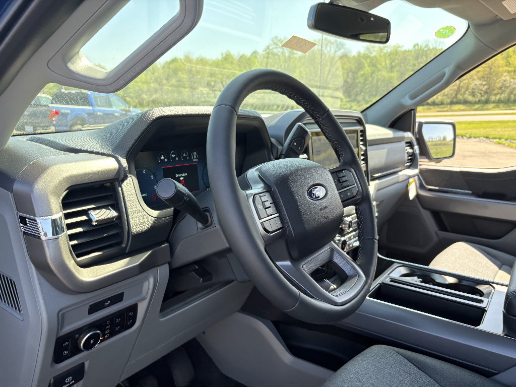 New 2026 Ford F150 XLT w/ Equipment Group 302A MID AWD/4WD image 29