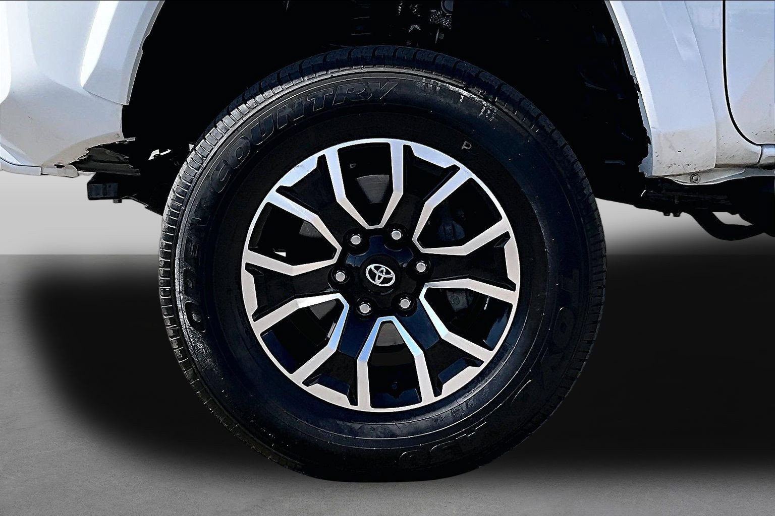 Used 2023 Toyota Tacoma TRD Sport AWD/4WD image 8