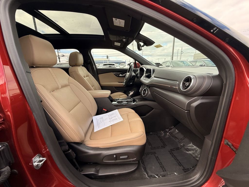 Used 2022 Chevrolet Blazer Premier w/ Enhanced Convenience Package image 17