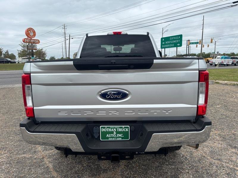 Used 2019 Ford F250 XL w/ STX Appearance Package image 4