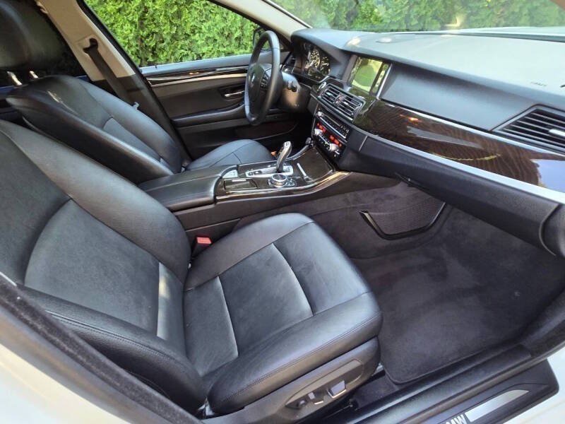 Used 2014 BMW 535d Sedan RWD image 13