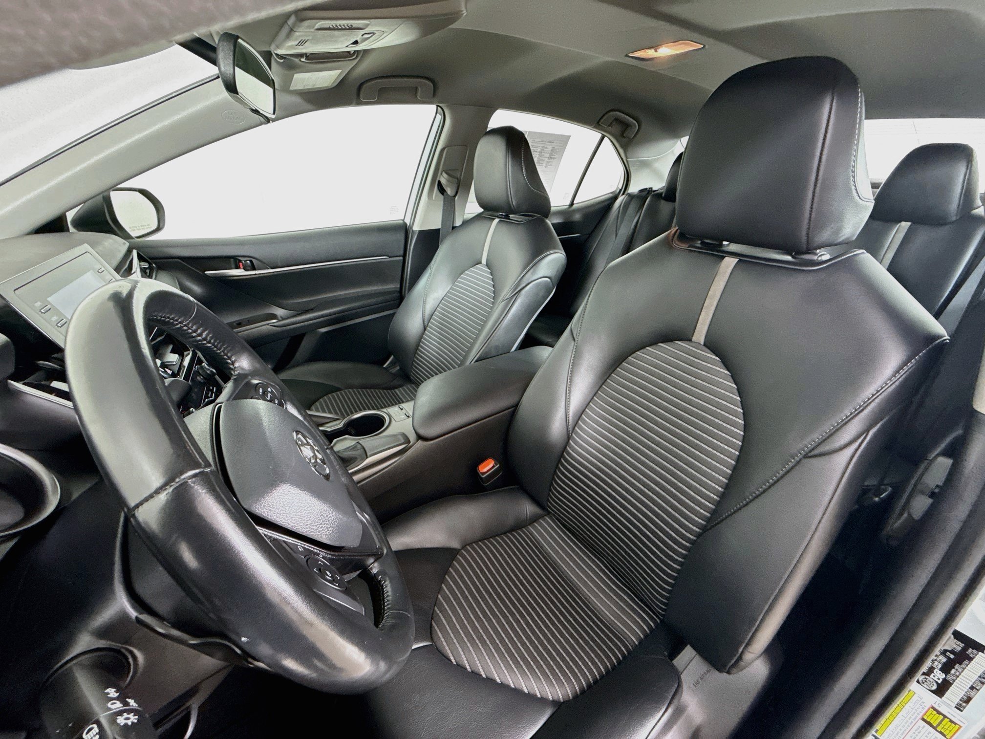 Used 2024 Toyota Camry SE FWD image 22