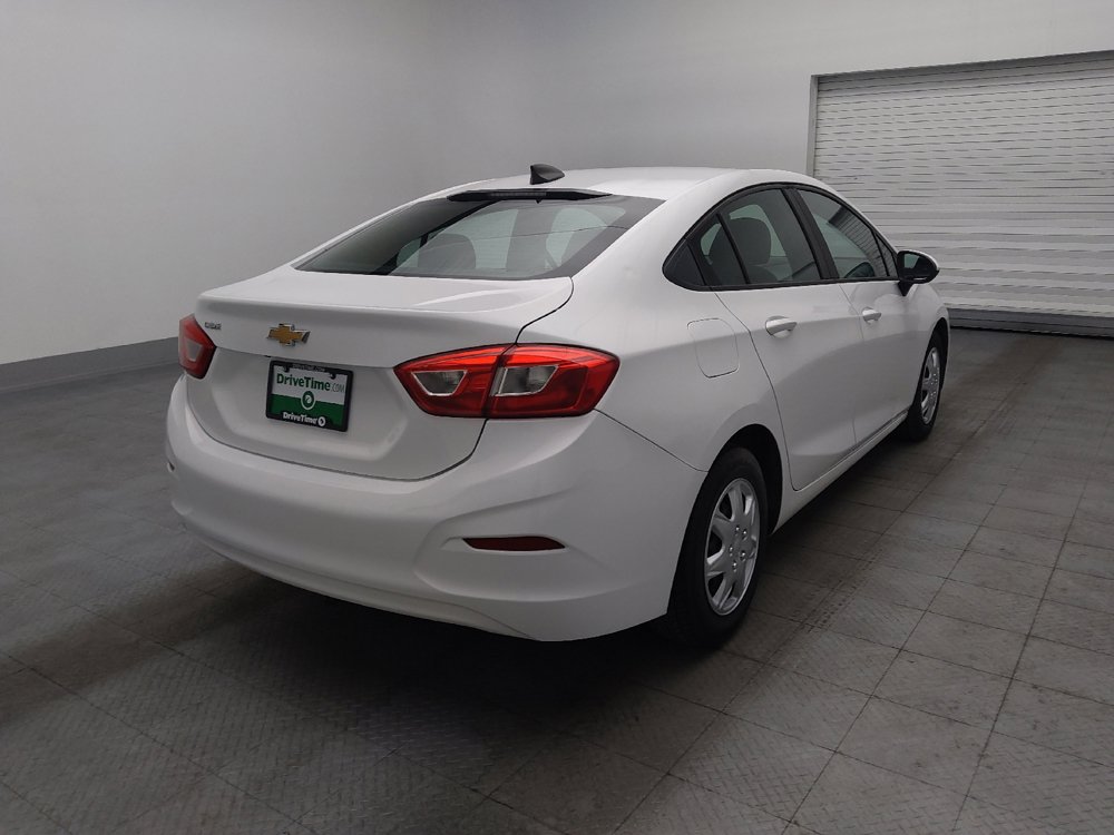 Used 2017 Chevrolet Cruze LS FWD image 9