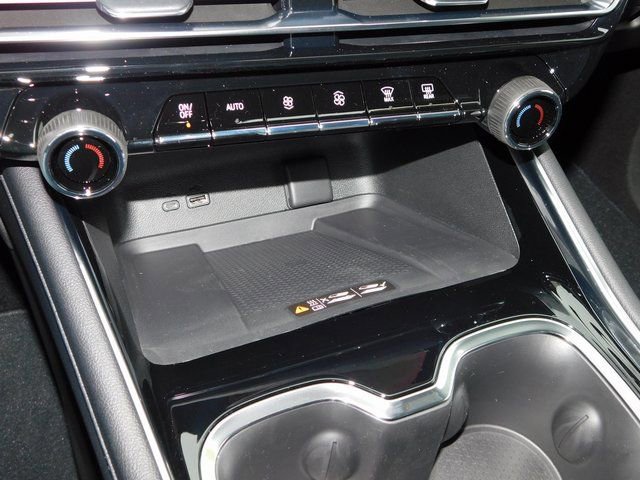 New 2026 Chevrolet Traverse LT w/ Driver Confidence Package image 43