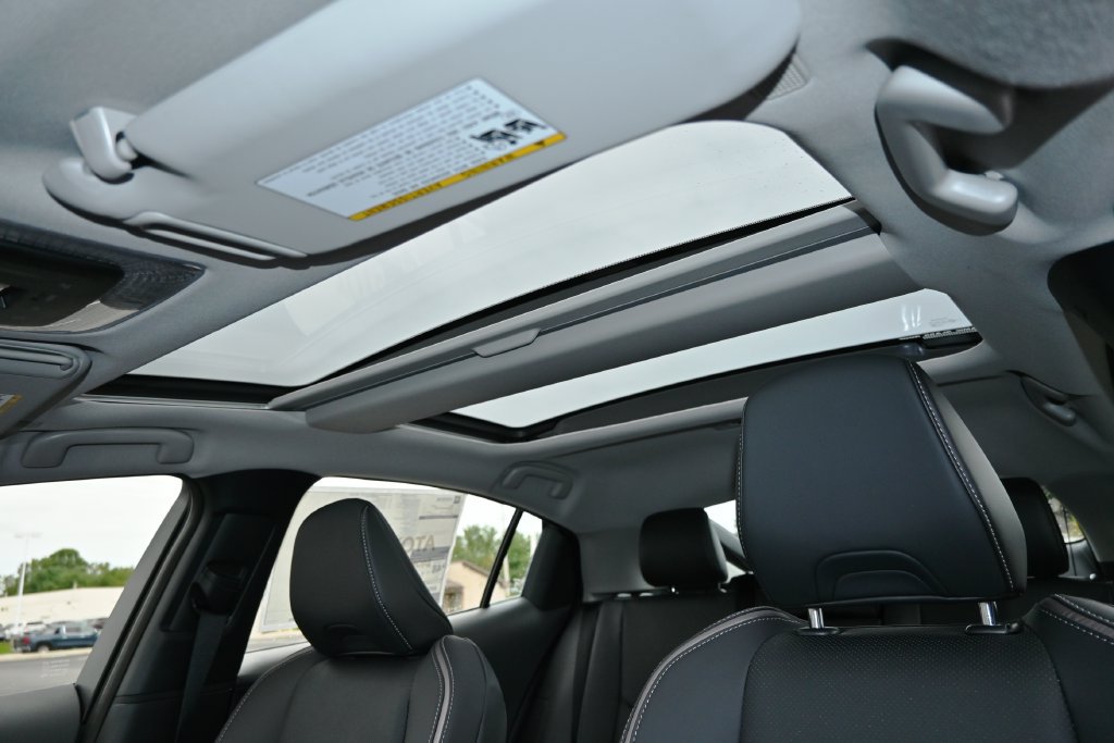 New 2027 Toyota Prius XLE AWD/4WD image 12