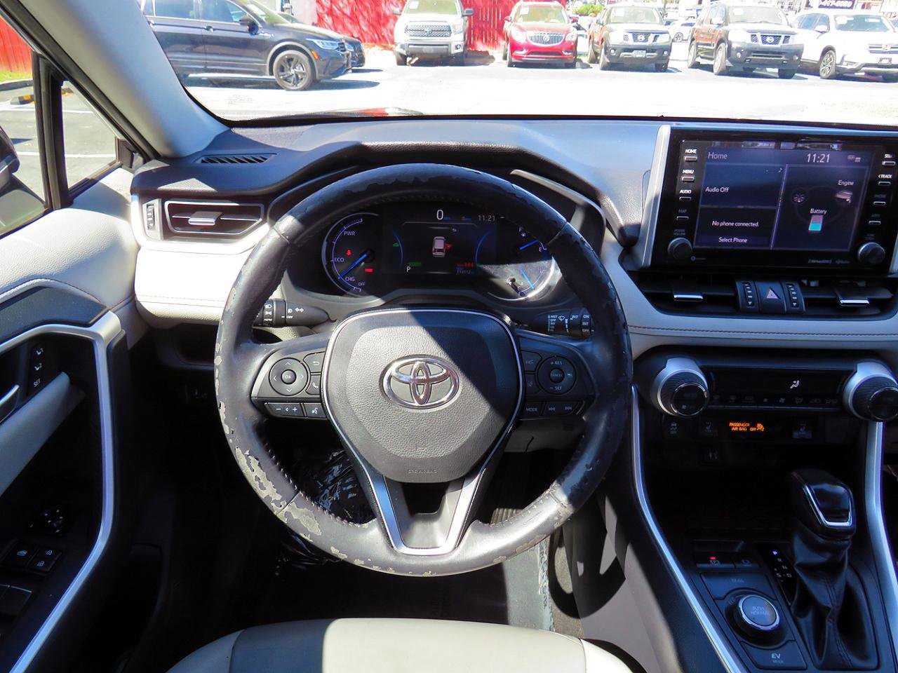 Used 2019 Toyota RAV4 Limited image 23