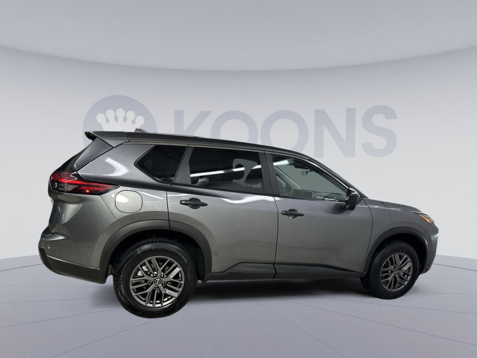 Used 2024 Nissan Rogue S image 13