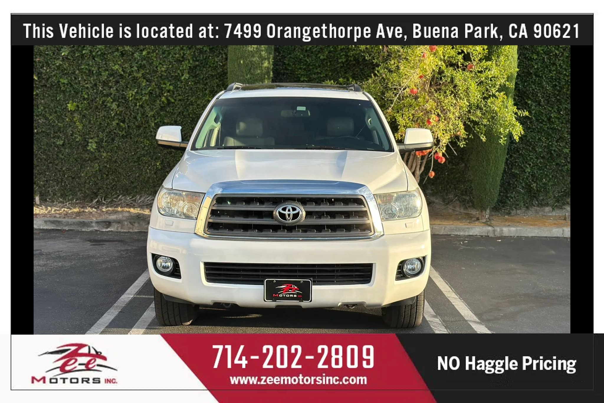 Used 2015 Toyota Sequoia SR5 w/ Premium Package RWD image 3