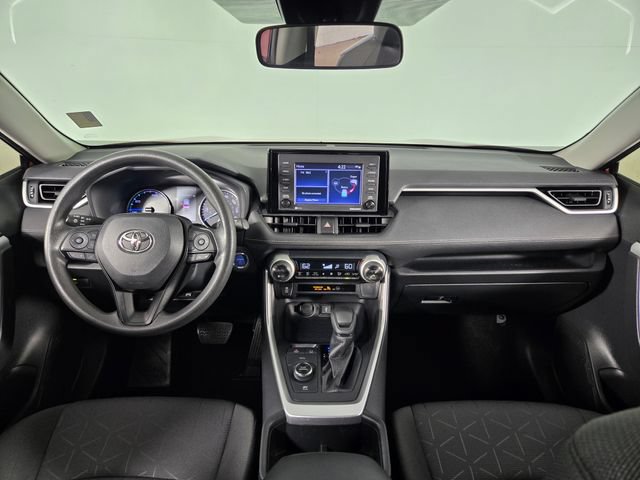 Used 2022 Toyota RAV4 XLE AWD/4WD image 26