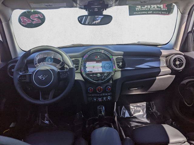 Used 2024 MINI Cooper S w/ Signature Upholstery Package FWD image 18