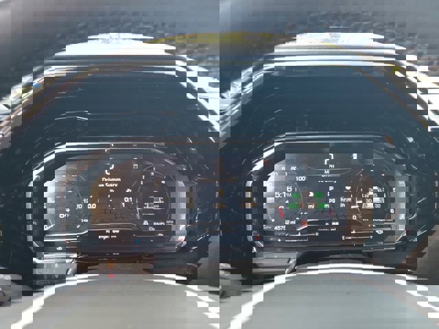 Used 2024 GMC Sierra 1500 SLT image 18