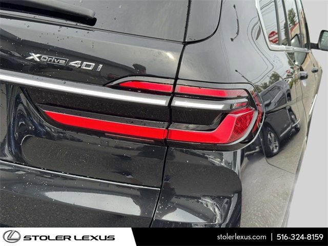 Used 2024 BMW X7 xDrive40i w/ Executive Package image 16