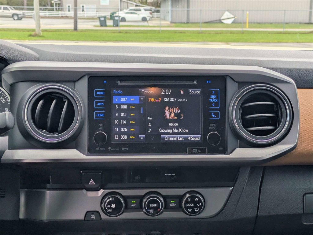 Used 2018 Toyota Tacoma SR5 image 18