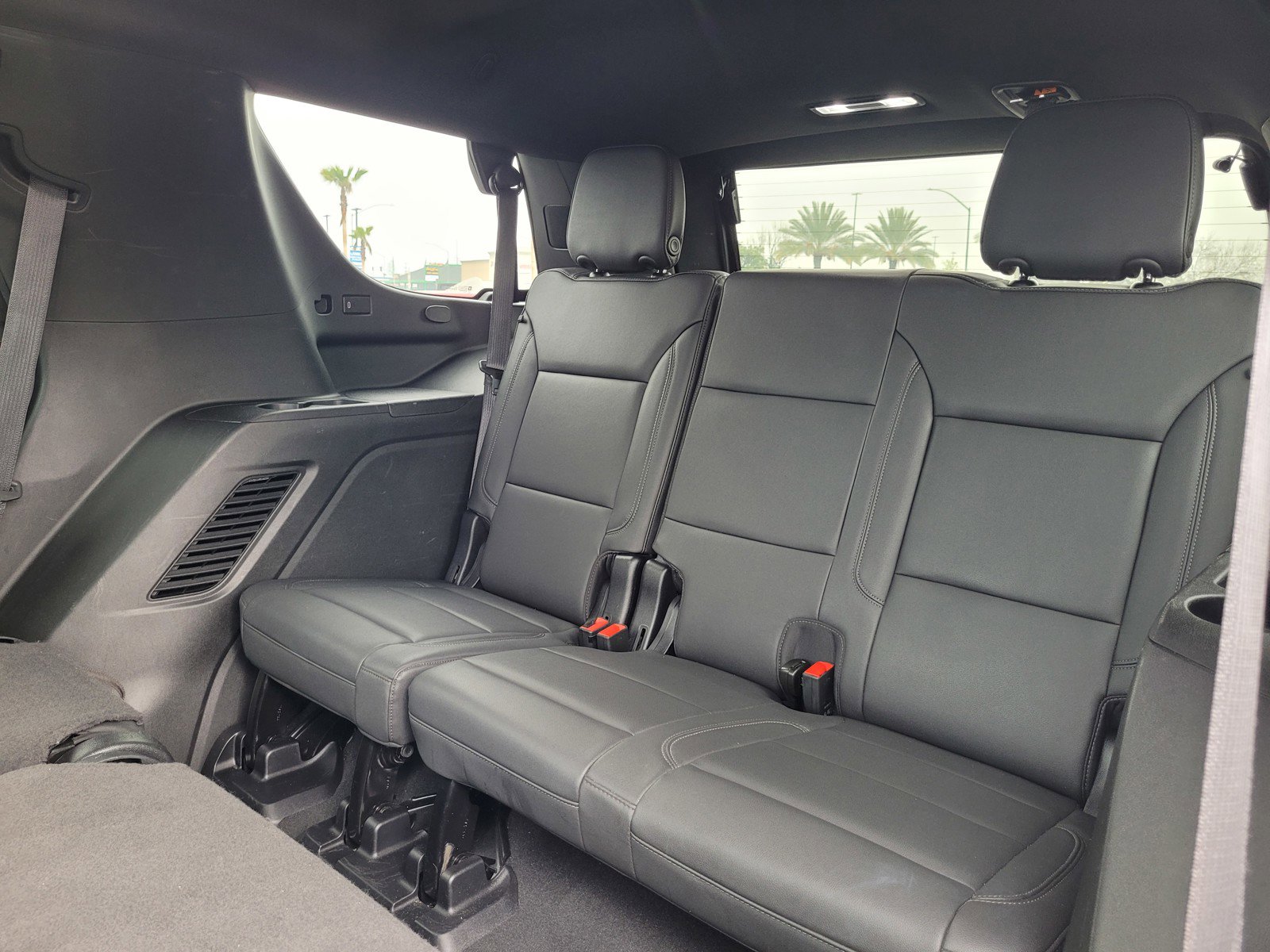 Used 2024 Chevrolet Tahoe LT image 12