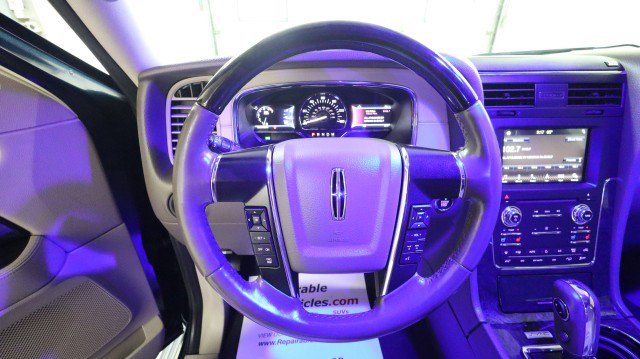 Used 2016 Lincoln Navigator L Select image 21