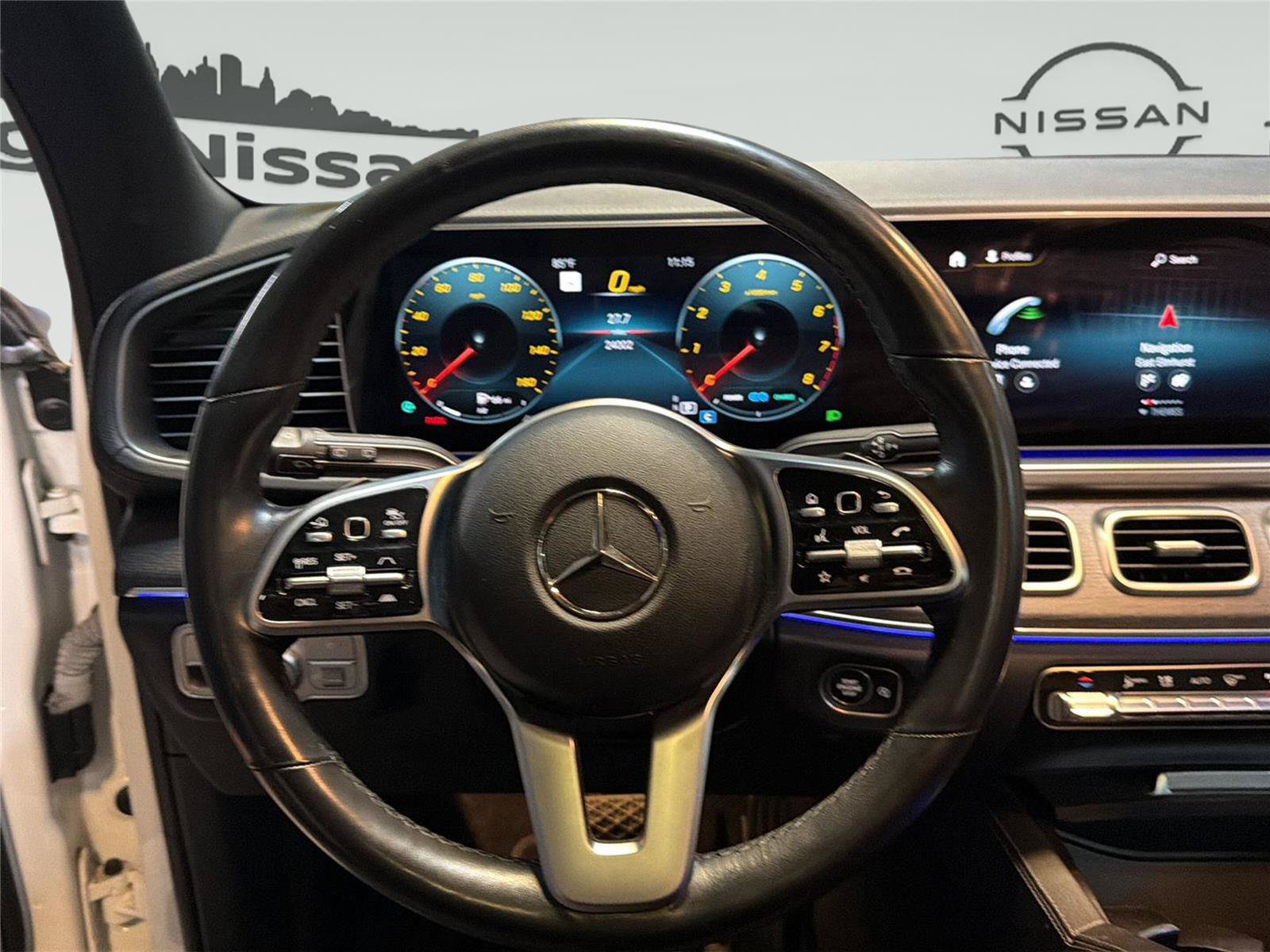 Used 2022 Mercedes-Benz GLS 450 4MATIC image 15