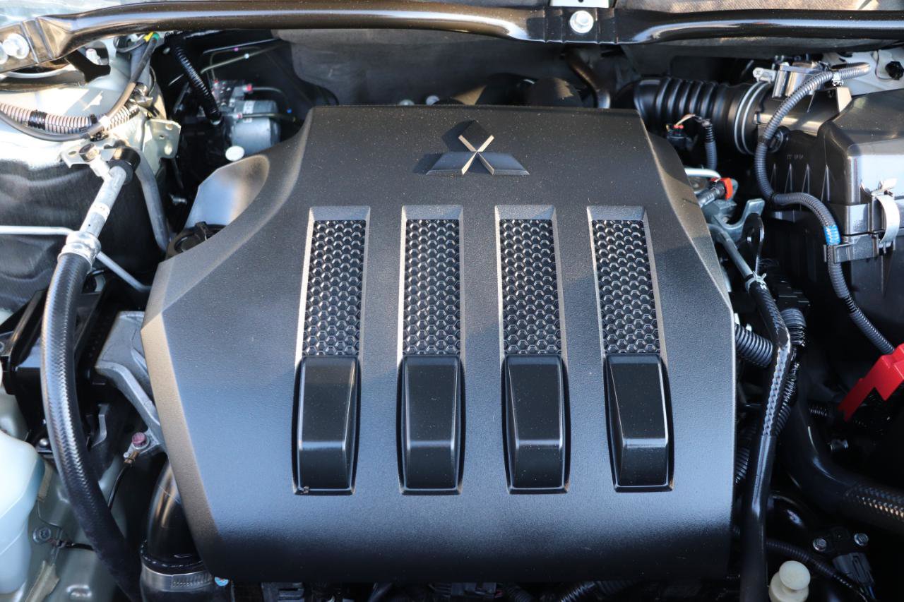 Used 2024 Mitsubishi Eclipse Cross SE image 48