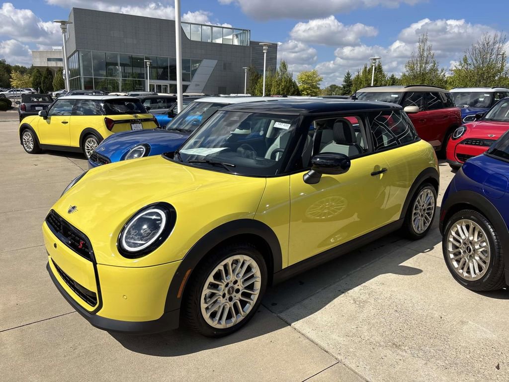 New 2026 MINI Cooper S image 4