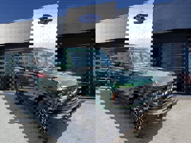 New 2025 Ford Bronco Outer Banks