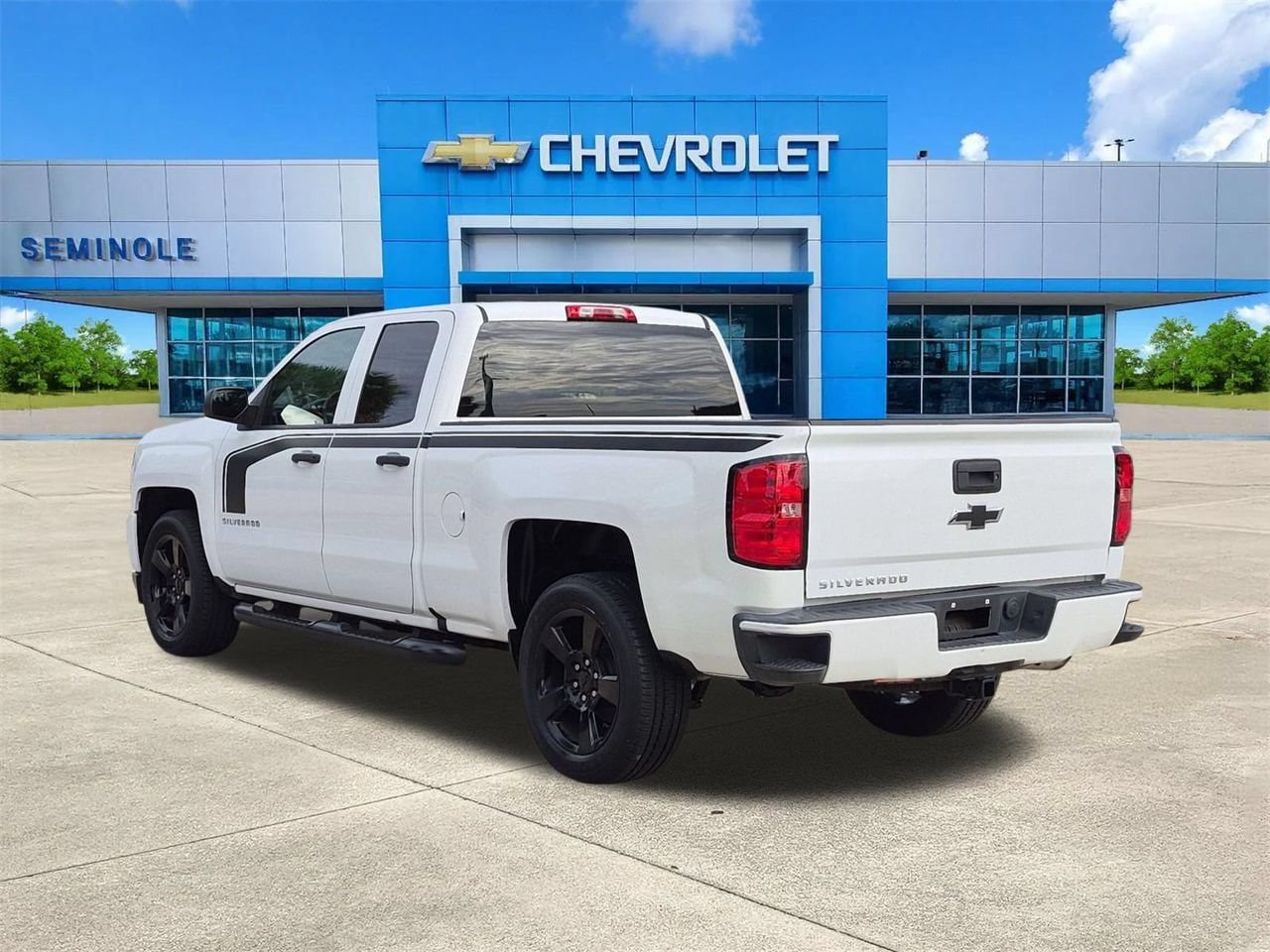 Used 2017 Chevrolet Silverado 1500 Custom w/ Rally 1 Edition RWD image 3
