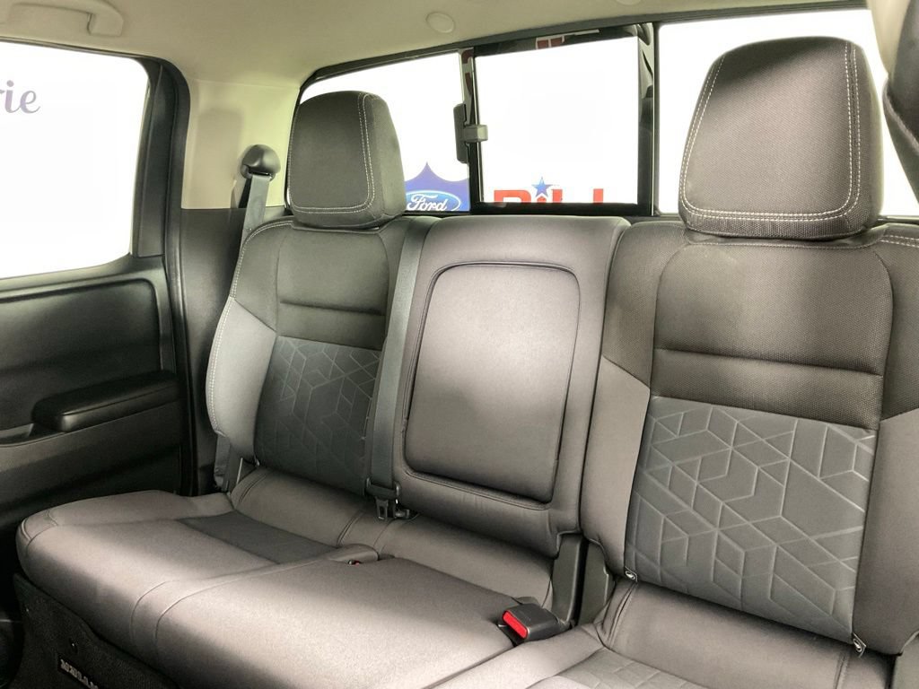Used 2025 Nissan Frontier SV RWD image 16
