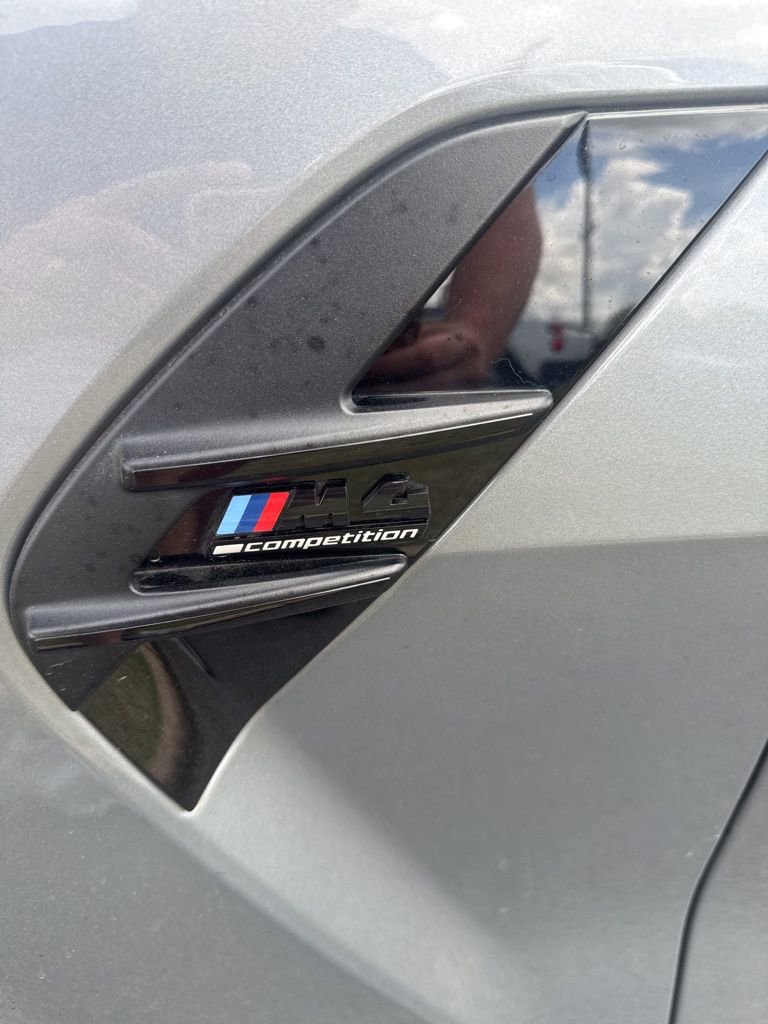 Used 2022 BMW M4 xDrive Competition image 4