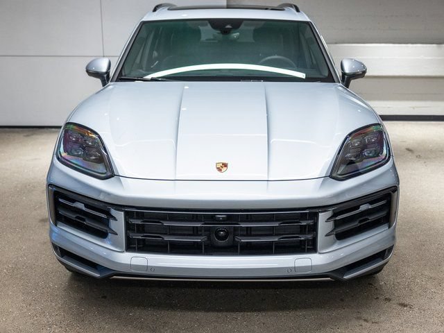 Certified 2026 Porsche Cayenne S AWD/4WD image 9
