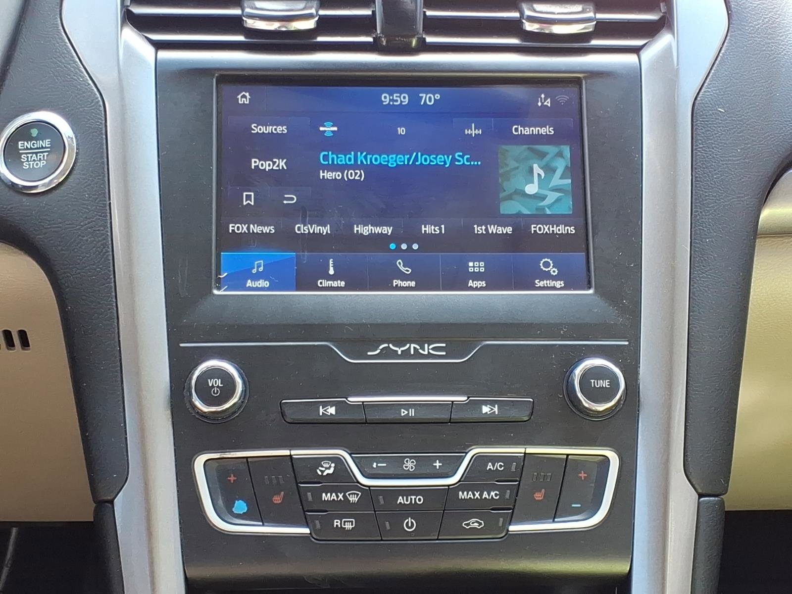 Used 2019 Ford Fusion SEL FWD image 6