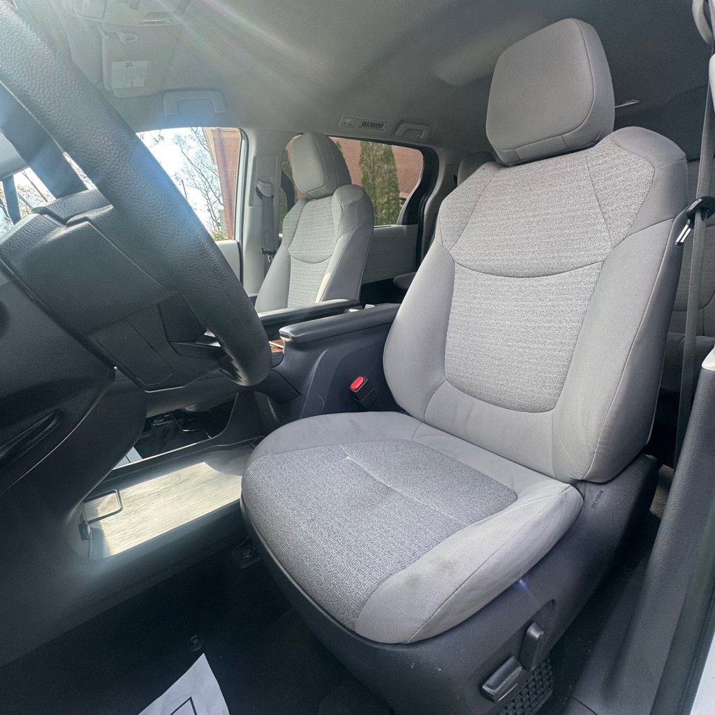 Used 2022 Toyota Sienna LE FWD image 20