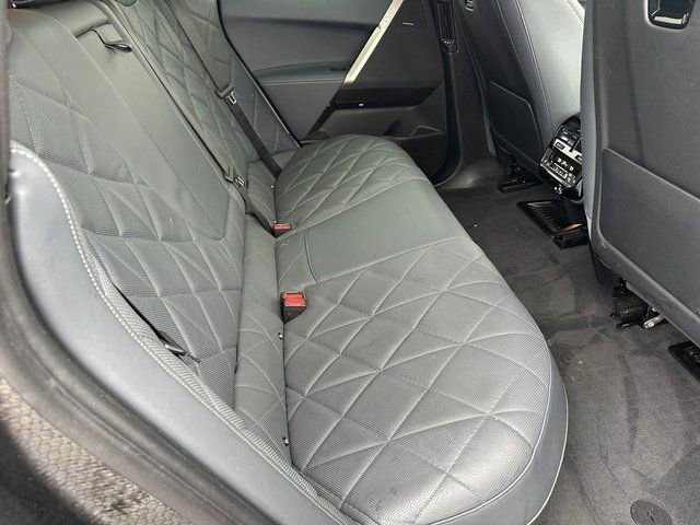 Used 2023 BMW iX xDrive50 w/ Premium Package image 9