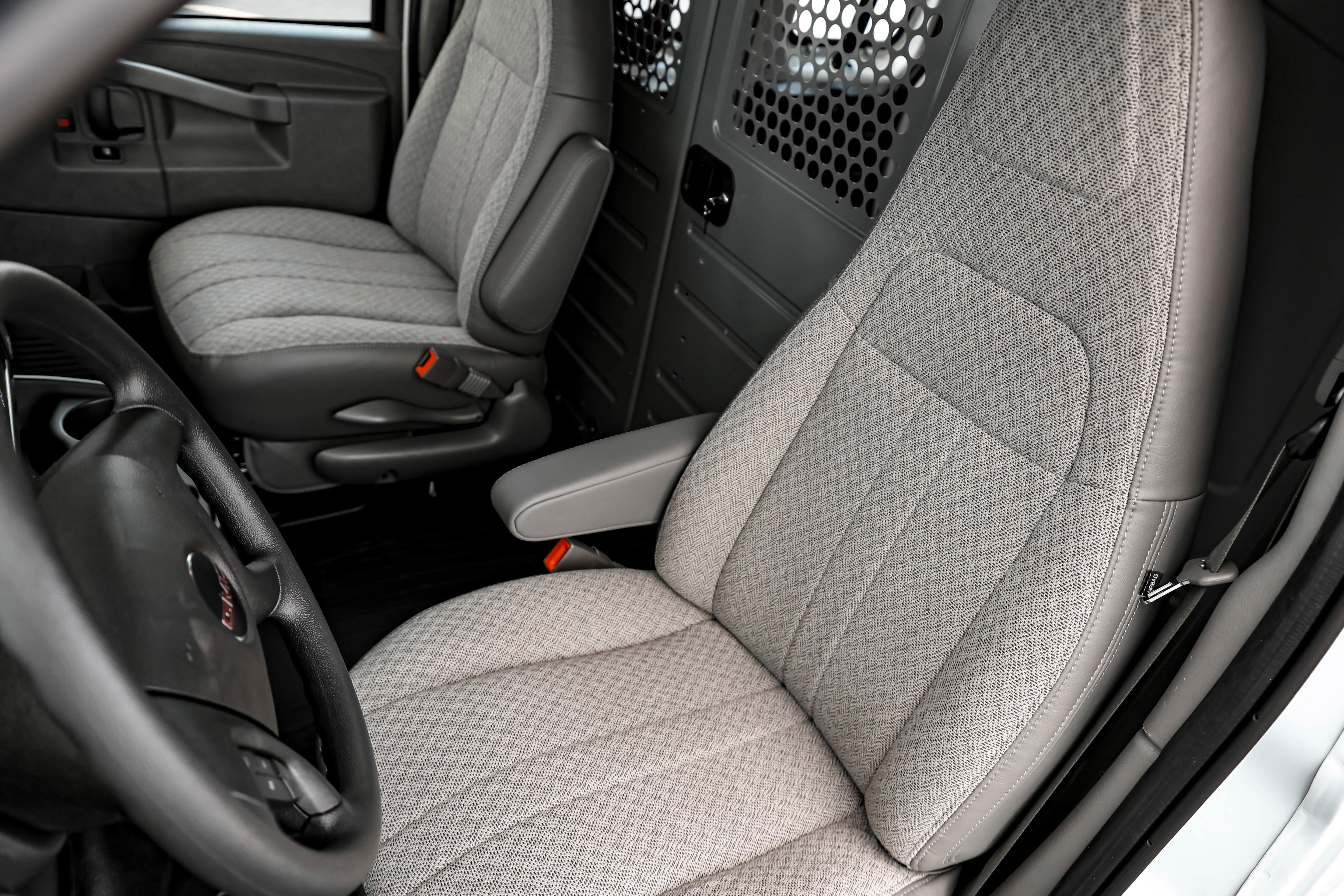 New 2025 GMC Savana 3500 w/ Driver Convenience Package image 18