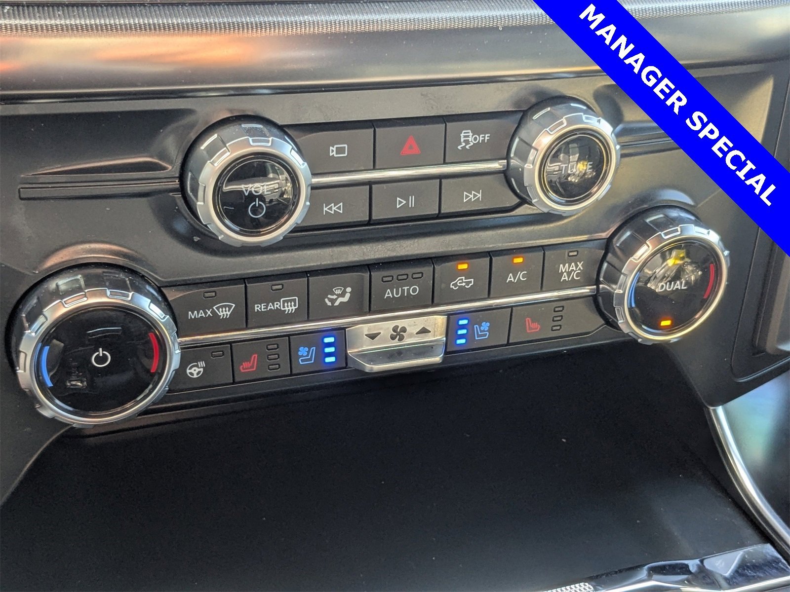 Used 2025 Ford F150 Raptor image 24