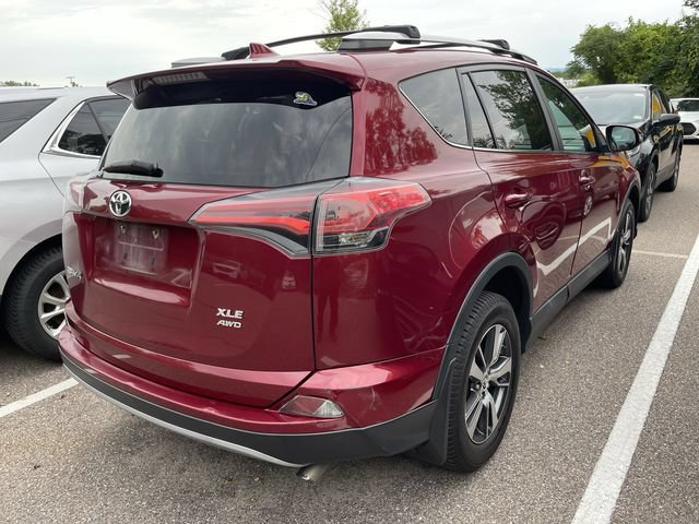 Certified 2018 Toyota RAV4 XLE AWD/4WD image 6