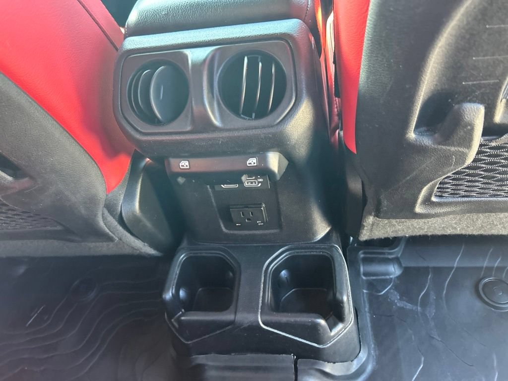 Used 2021 Jeep Wrangler Unlimited Rubicon AWD/4WD image 31