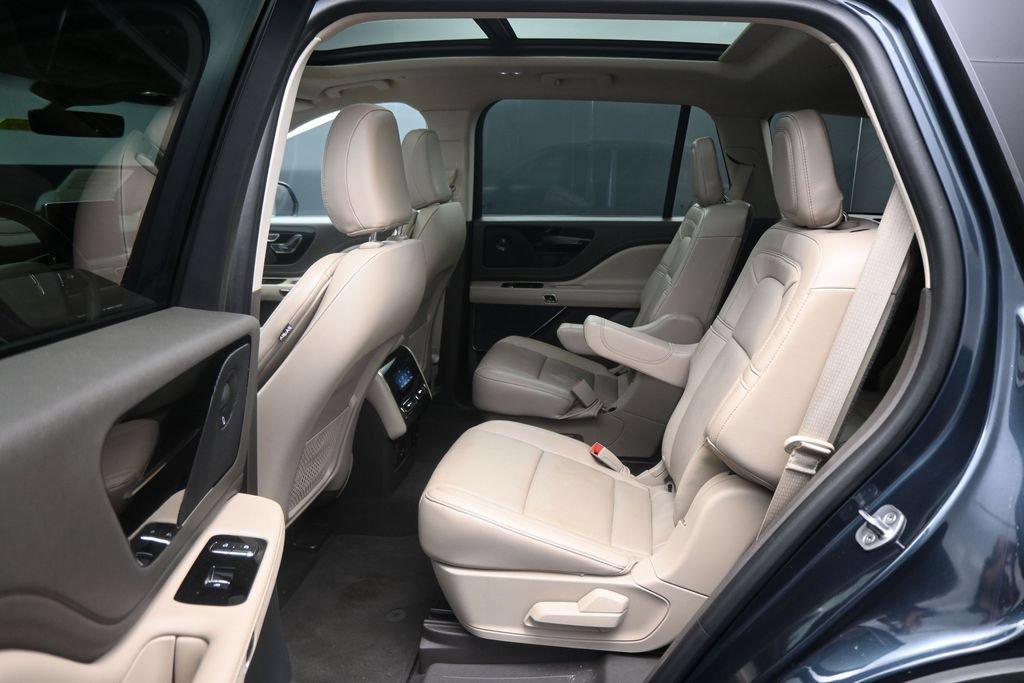 Used 2021 Lincoln Aviator Reserve w/ Equipment Group 201A AWD/4WD image 27