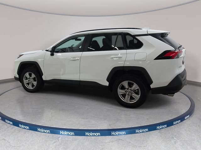 Used 2023 Toyota RAV4 XLE AWD/4WD image 7
