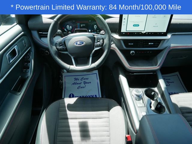 Used 2025 Ford Explorer ST-Line w/ ST-Line Street Pack AWD/4WD image 9