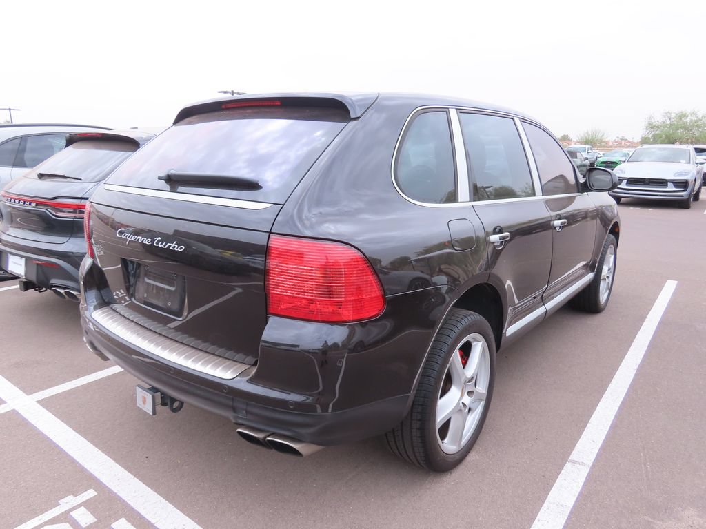 Used 2004 Porsche Cayenne Turbo AWD/4WD image 4