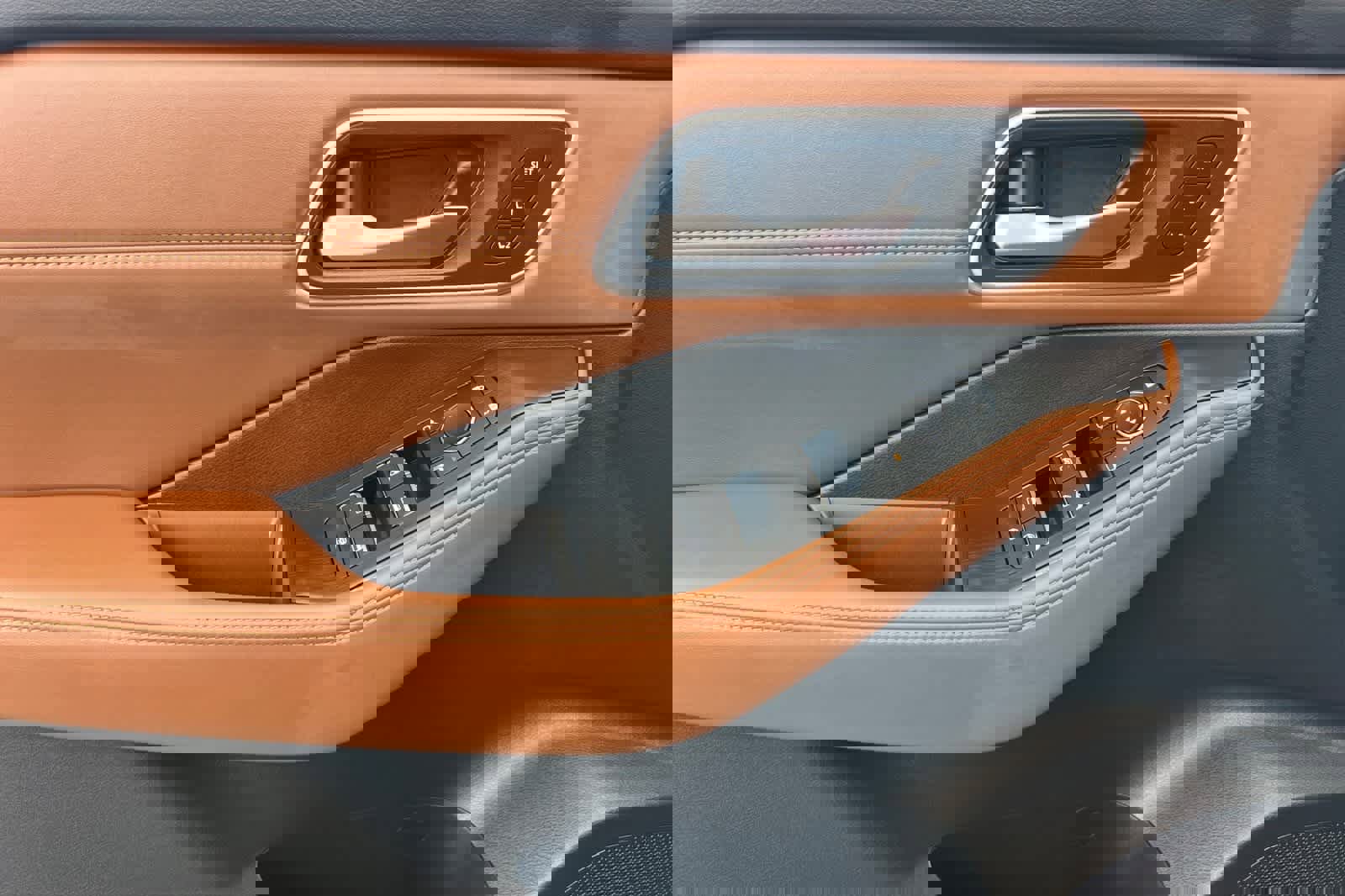 New 2026 Nissan Rogue Platinum image 13