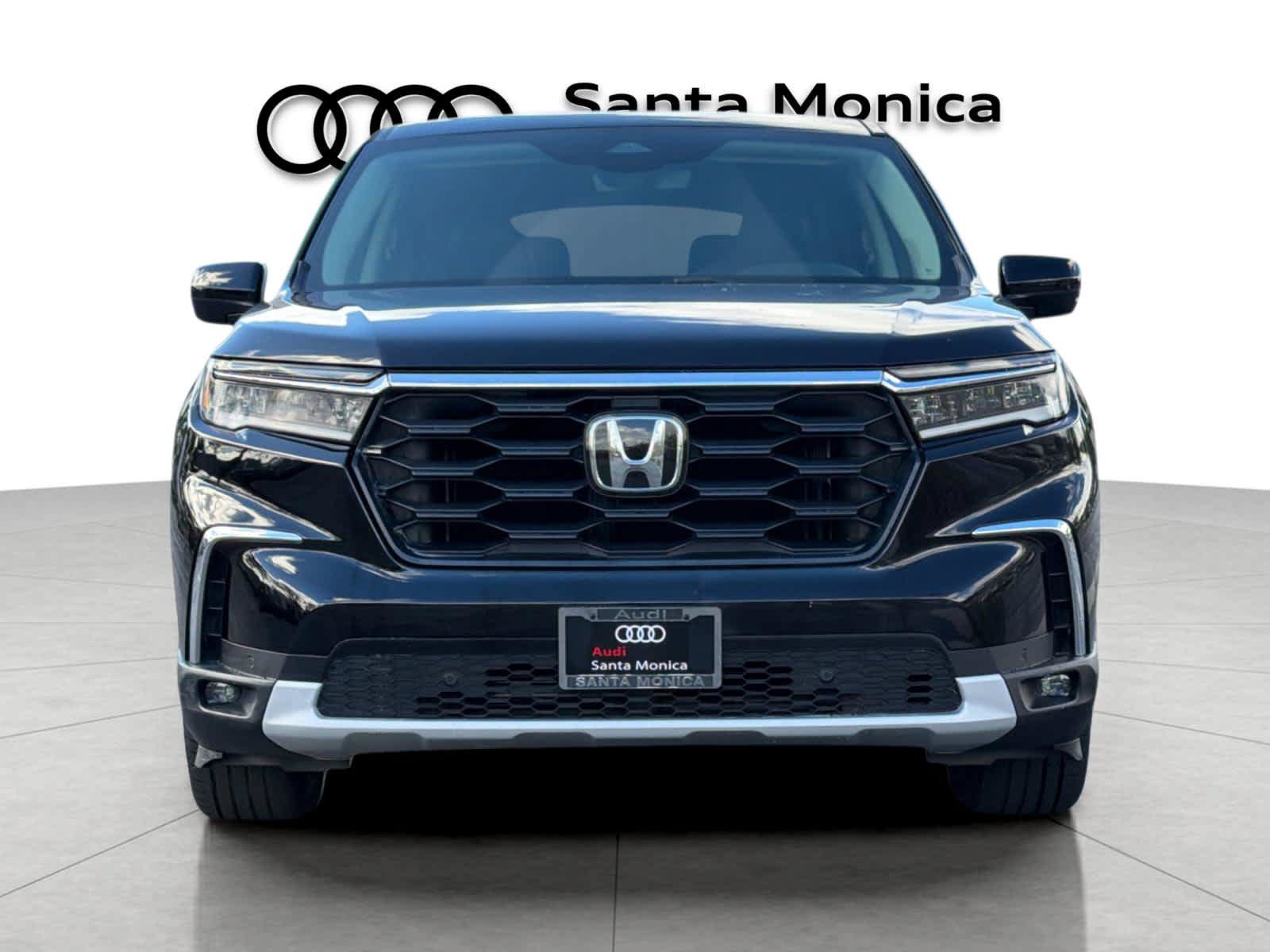 Used 2025 Honda Pilot EX-L image 10