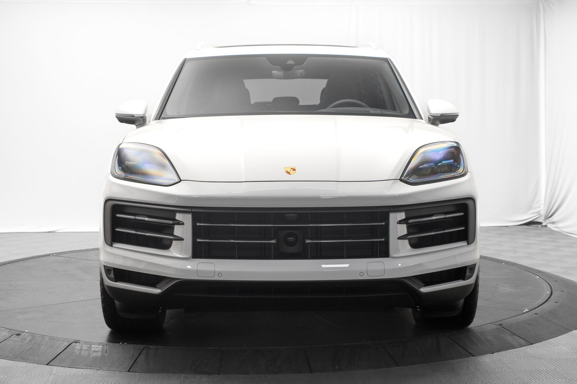 Used 2025 Porsche Cayenne S AWD/4WD image 8
