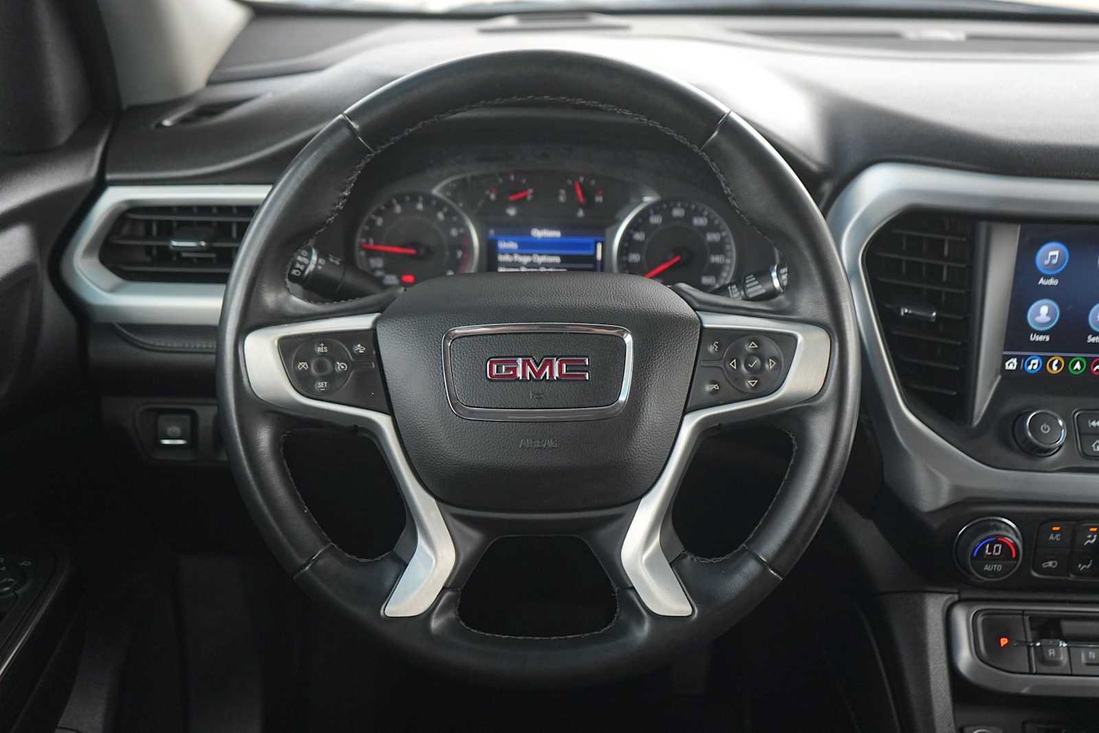 Used 2023 GMC Acadia SLT FWD image 16
