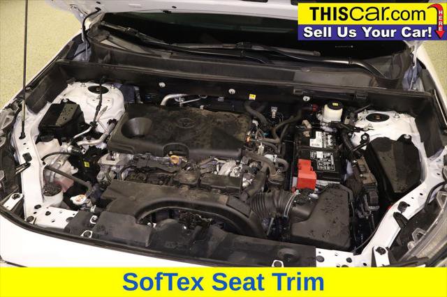 Used 2020 Toyota RAV4 XLE Premium image 25