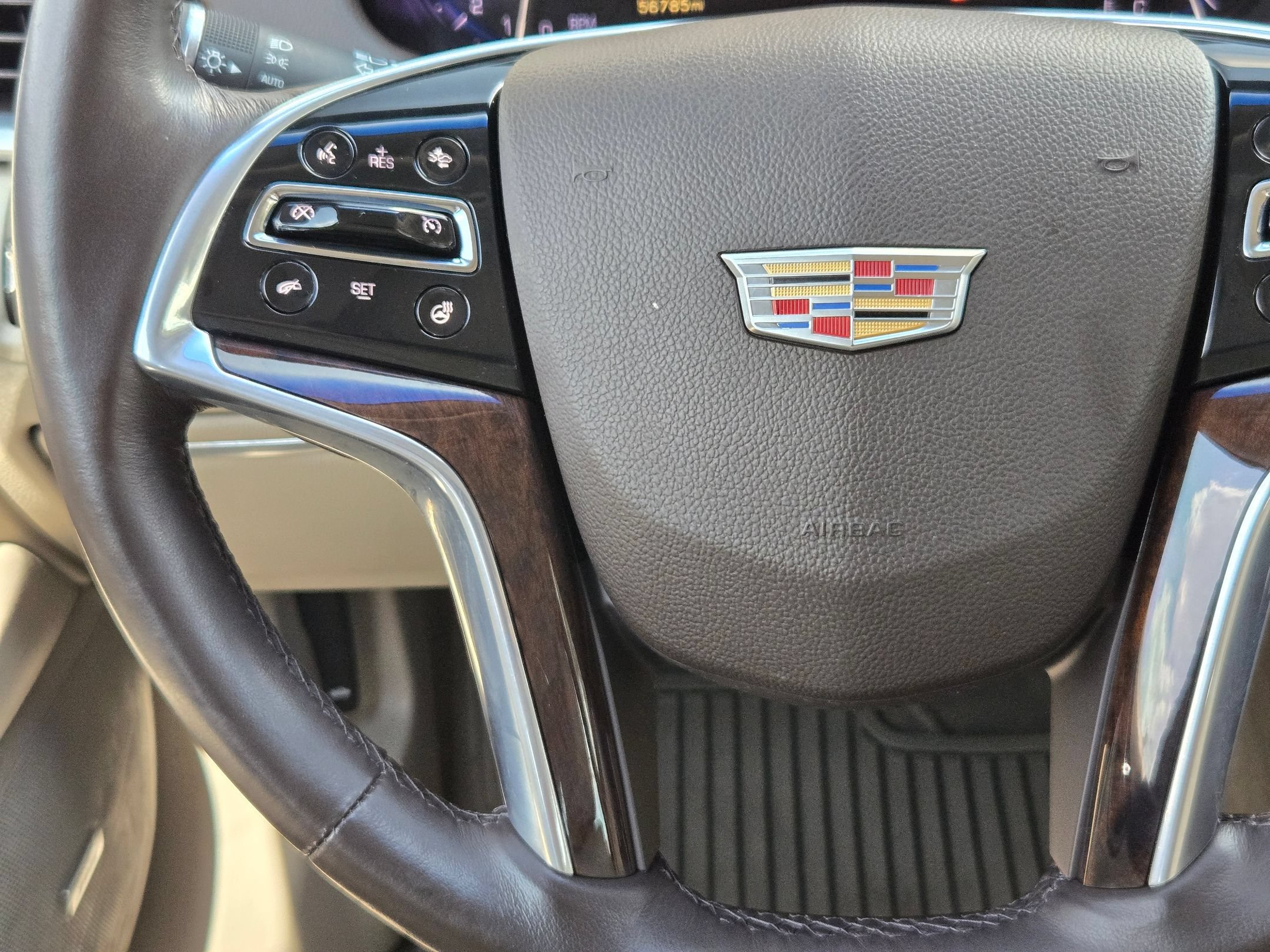 Used 2016 Cadillac XTS Luxury w/ Driver Awareness Package FWD image 21