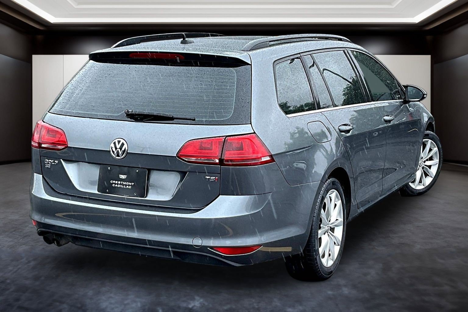 Used 2016 Volkswagen Golf SportWagen FWD image 6