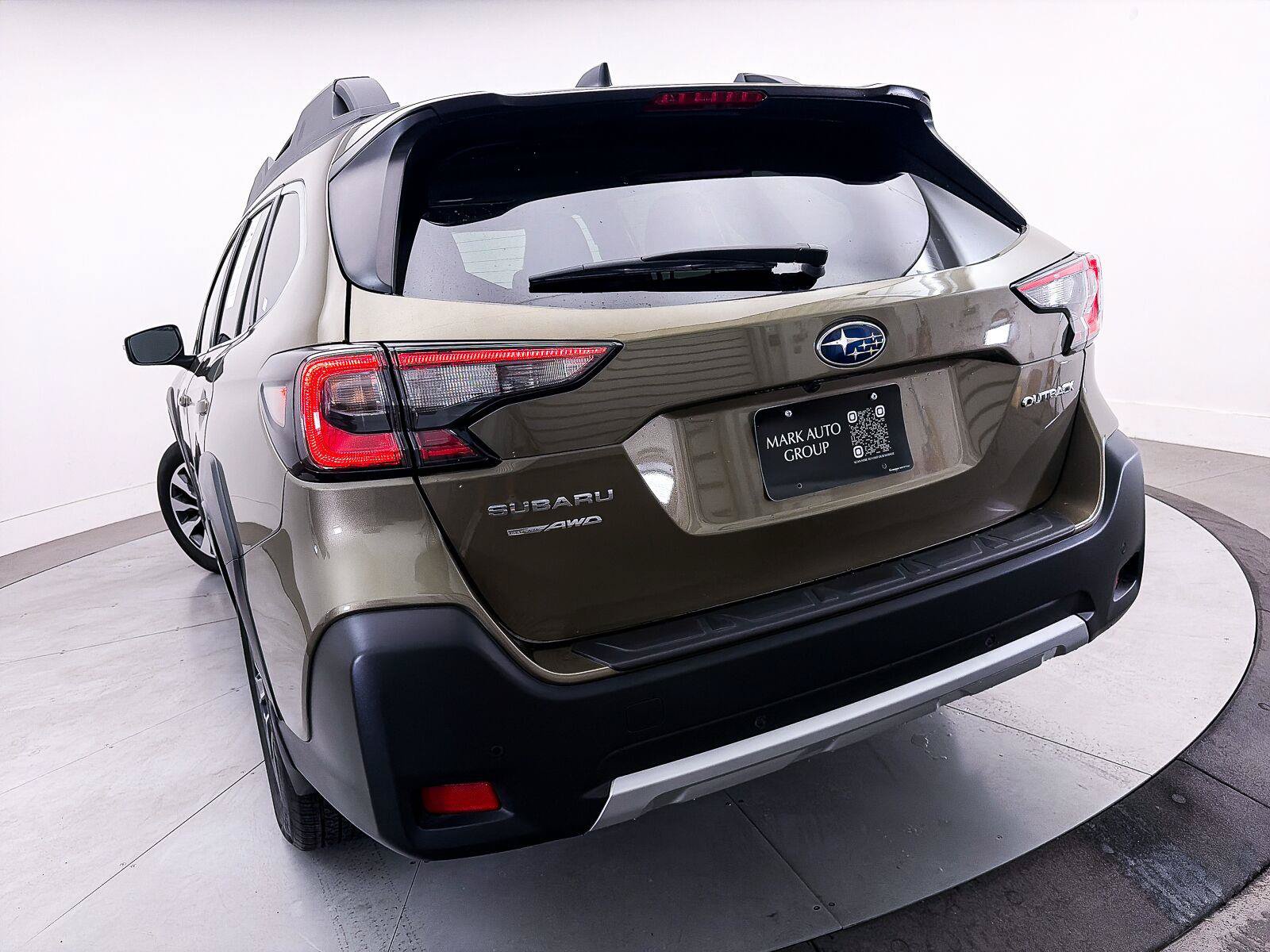 Used 2024 Subaru Outback Limited AWD/4WD image 4