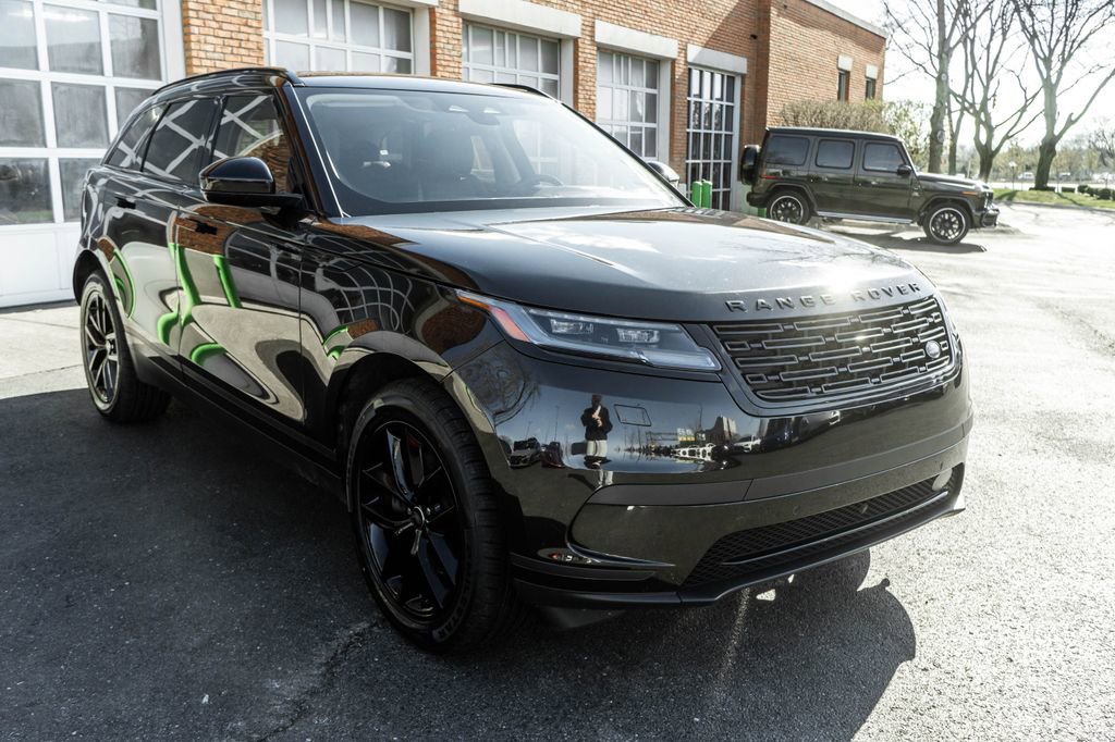 Used 2024 Land Rover Range Rover Velar S image 5