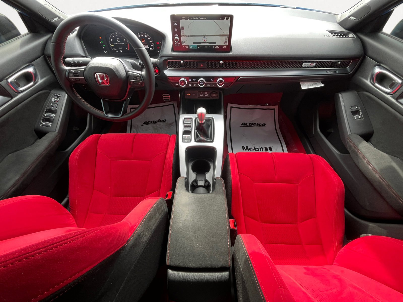 Used 2024 Honda Civic Type R image 3